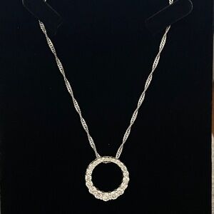 Silver tone cz circle necklace